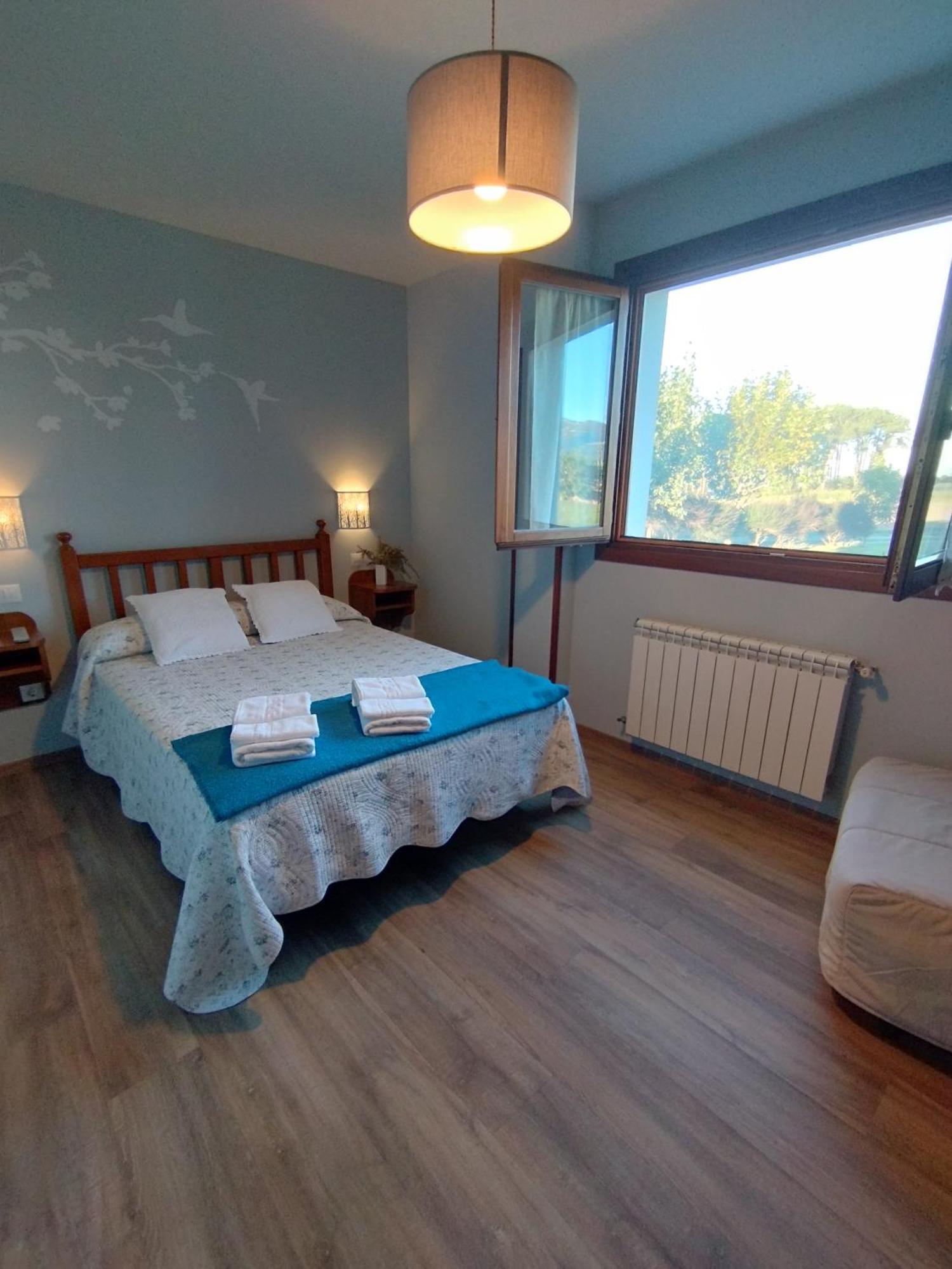 Apartamentos La Cruz De Paderne Navia Zimmer foto