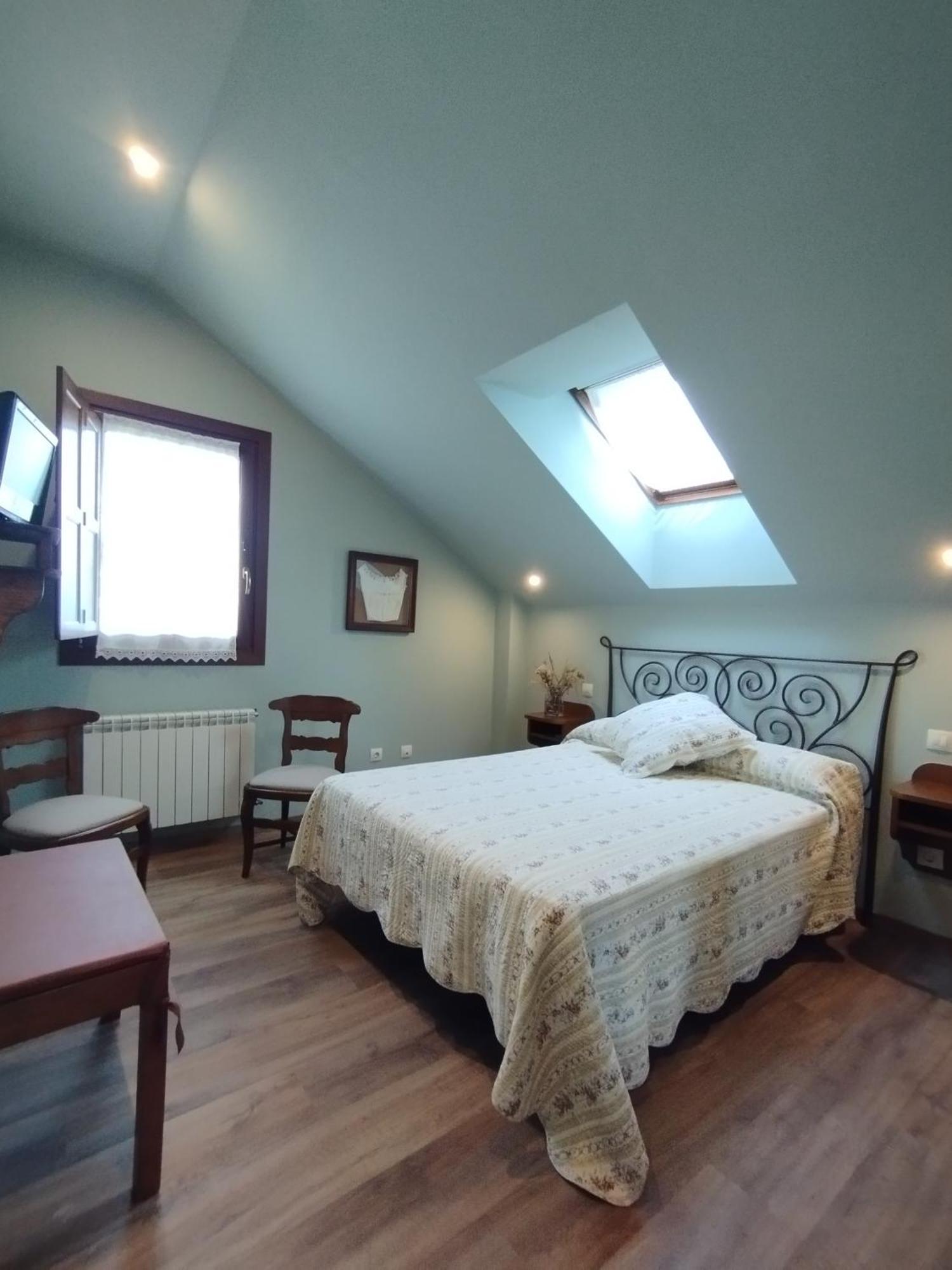 Apartamentos La Cruz De Paderne Navia Zimmer foto